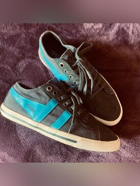 Blue-Striped Black Canvas Sneakers